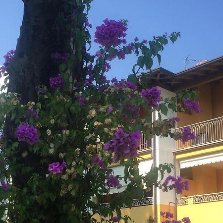 Casa Santi Il Silenzio Tra Lago E Montagna Toscolano Maderno Exterior photo